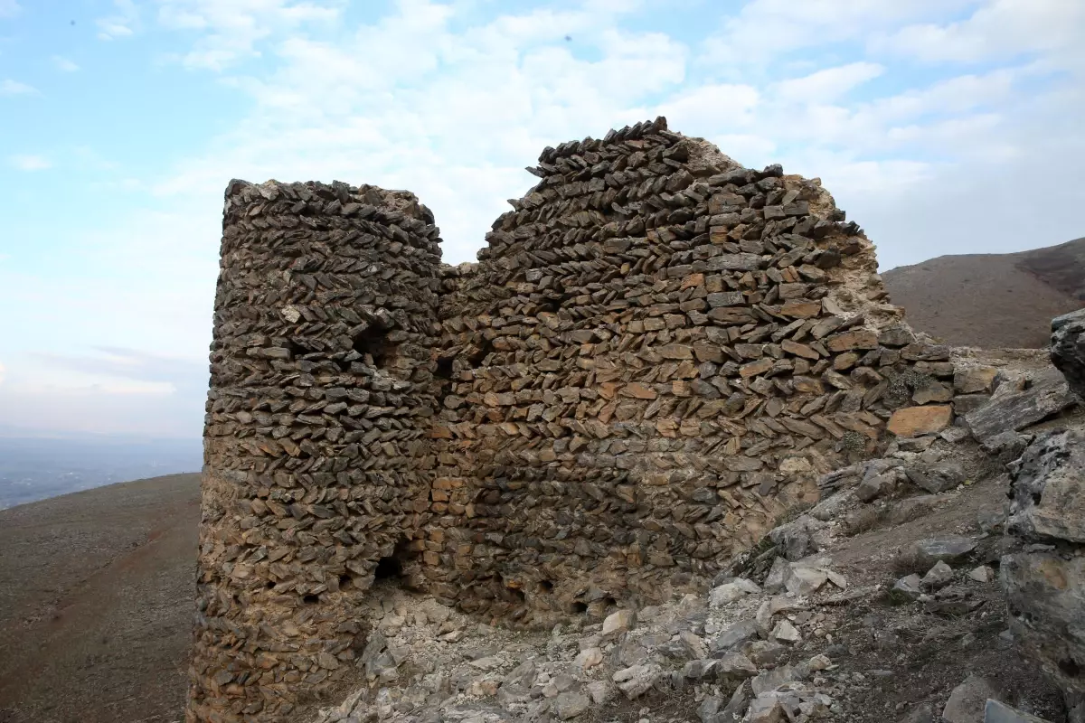 Haspet Kalesi turizme kazandırılıyor