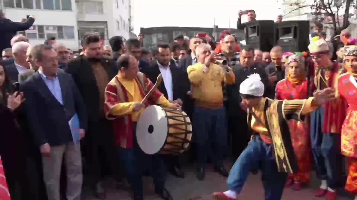 Oğuz Kaan Salıcı: "Türkiye\'yi Mafyanın Birleşmiş Milletleri Haline Getirenlerle Hesabımız Var"