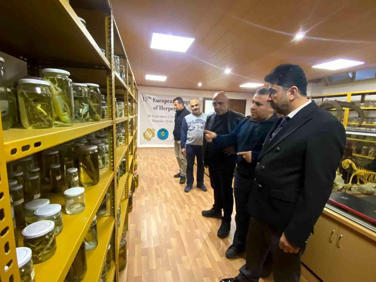ADÜ Rektörü Aldemir, Fen Fakültesi\'nde incelemelerde bulundu
