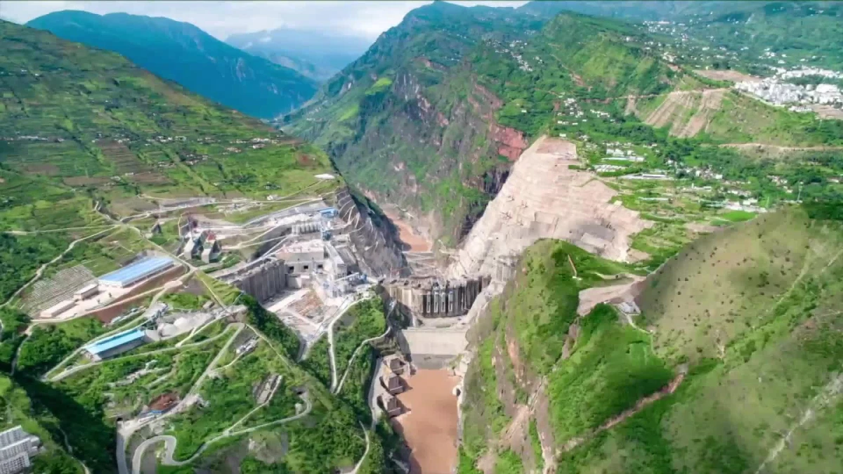 Çin\'in Güneybatısındaki Baihetan Hidroelektrik Santrali\'ne Bir Bakış