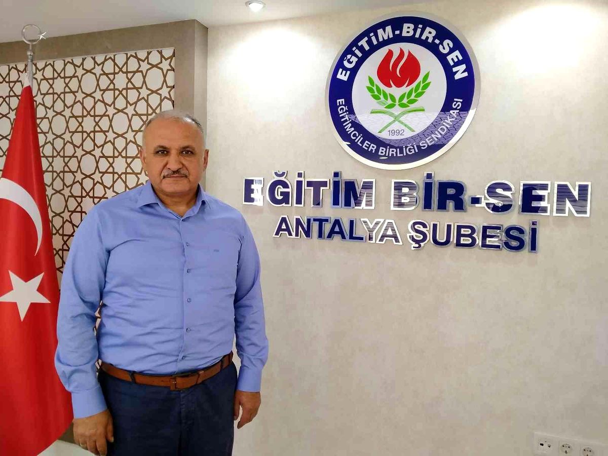 Eğitim Bir Sen Antalya Şube Başkanı Miran\'dan, İnsan Hakları Günü açıklaması