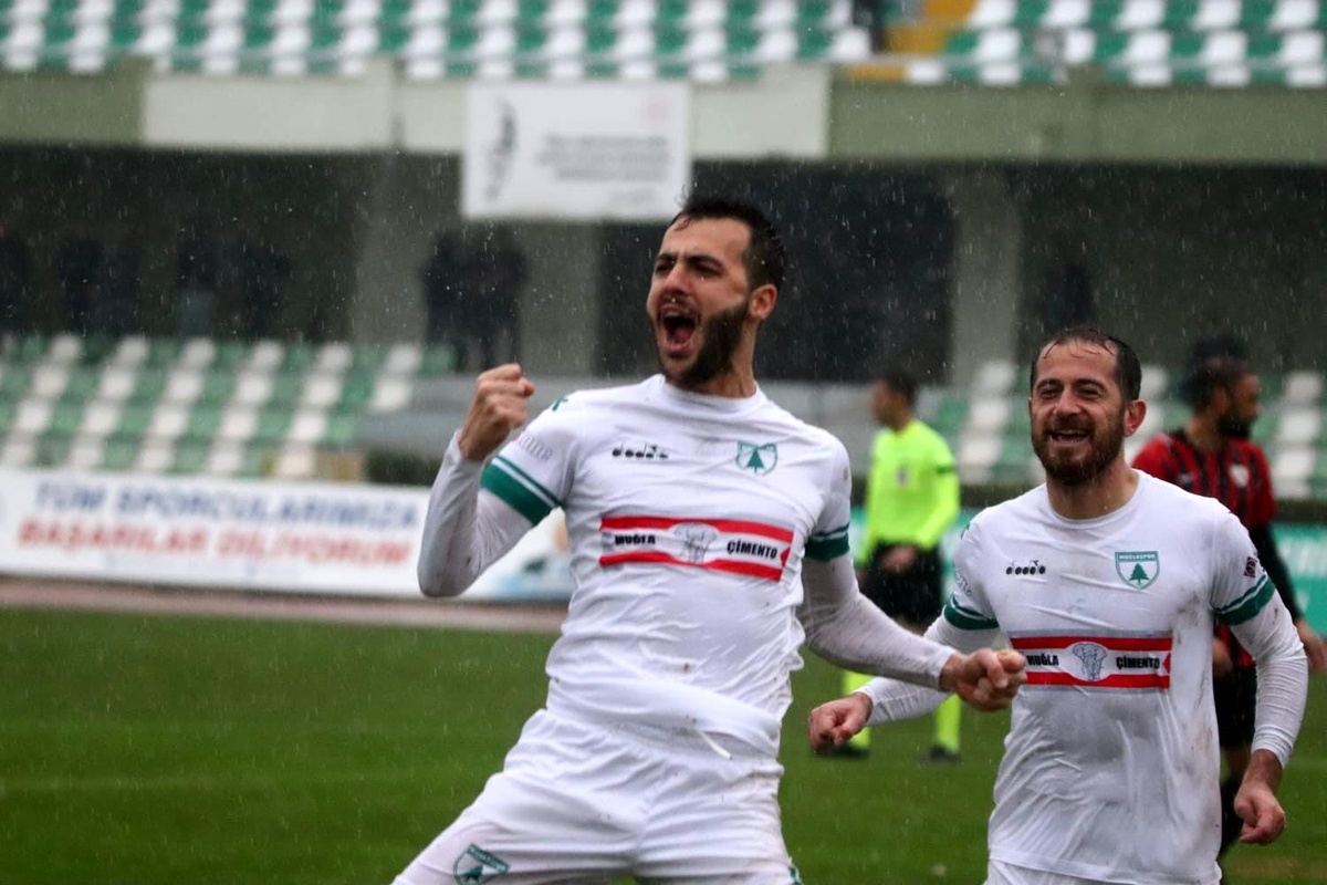 Ermaş Muğlaspor Sarayköyspor\'u 5-1\'le geçti