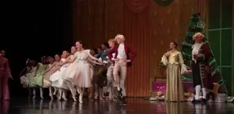 JOHANNESBURG - Güney Afrika'da 'Fındıkkıran' bale gösterisi