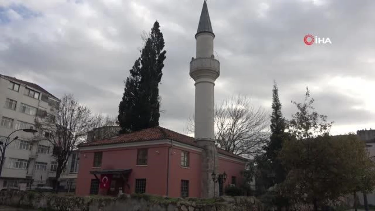Mimar Sinan\'ın inşa ettiği tarihi camii, 498 yıldır ibadete açık