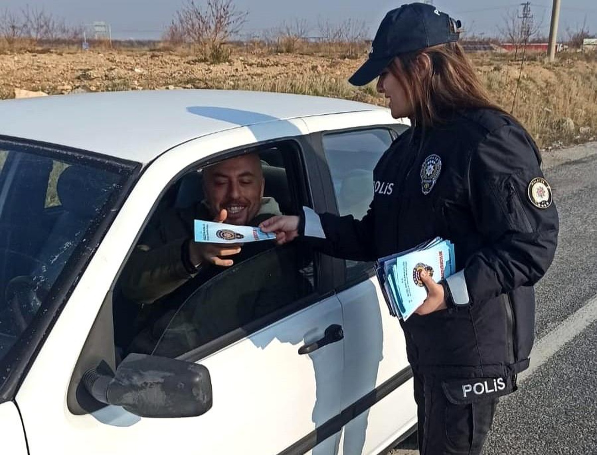 Akçadağ\'da polis dolandırıcılara karşı uyardı
