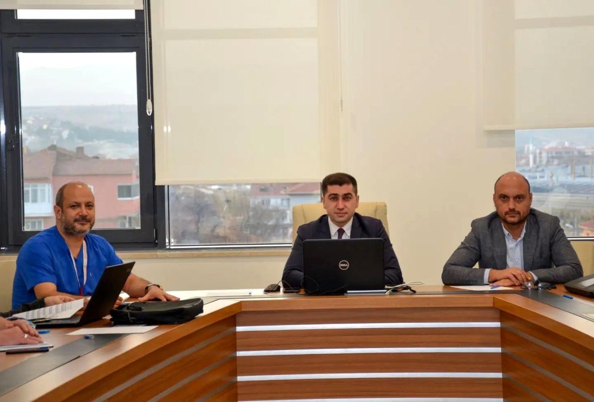 Bozüyük Devlet Hastanesi\'nde incelemede bulundu