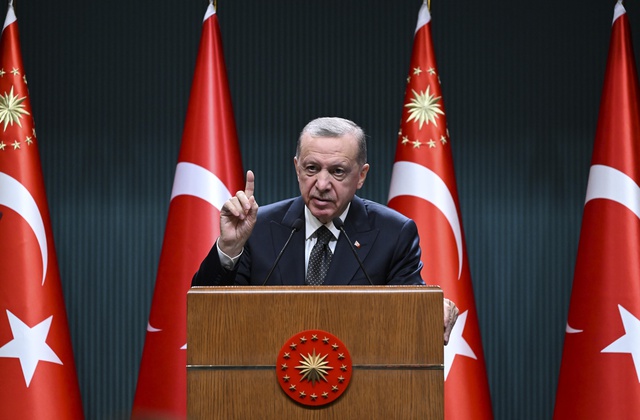 Cumhurbaşkanı Erdoğan'dan enflasyon açıklaması: Herkes hesabını 2023'te yüzde 20'ler seviyesine göre yapsın Cumhurbaşkanı Erdoğan'dan enflasyon açıklaması: Herkes hesabını 2023'te yüzde 20'ler seviyesine göre yapsın
