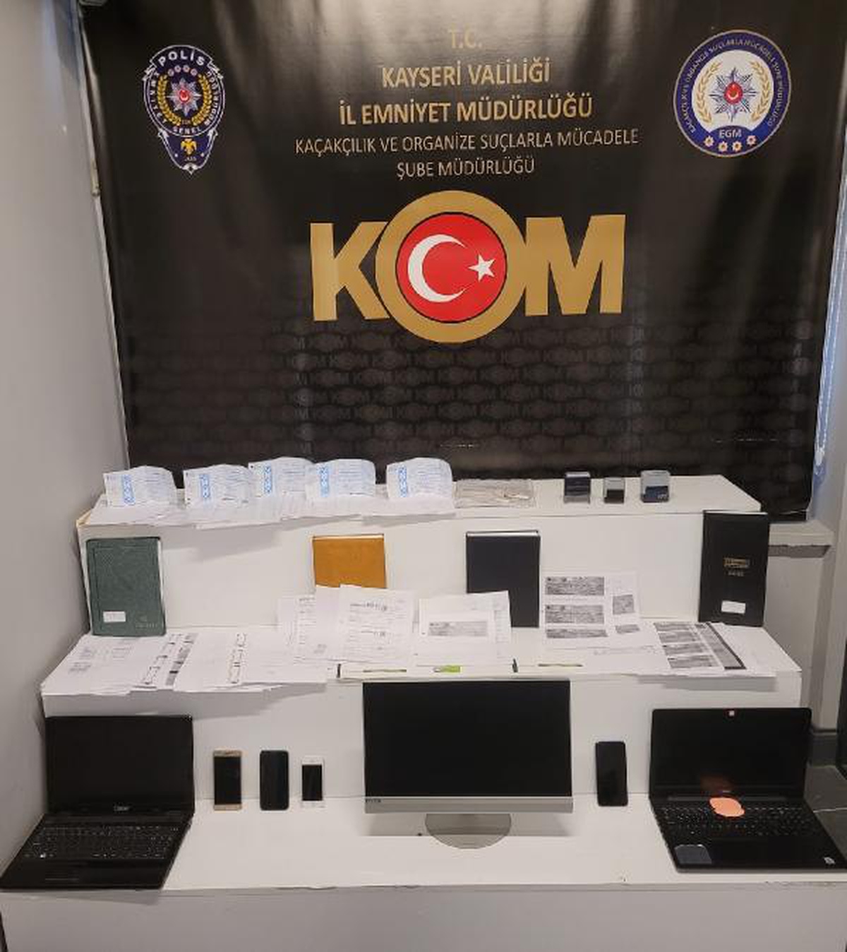 Kar vaadiyle dolandırıcılık yapan 4 kişiye gözaltı