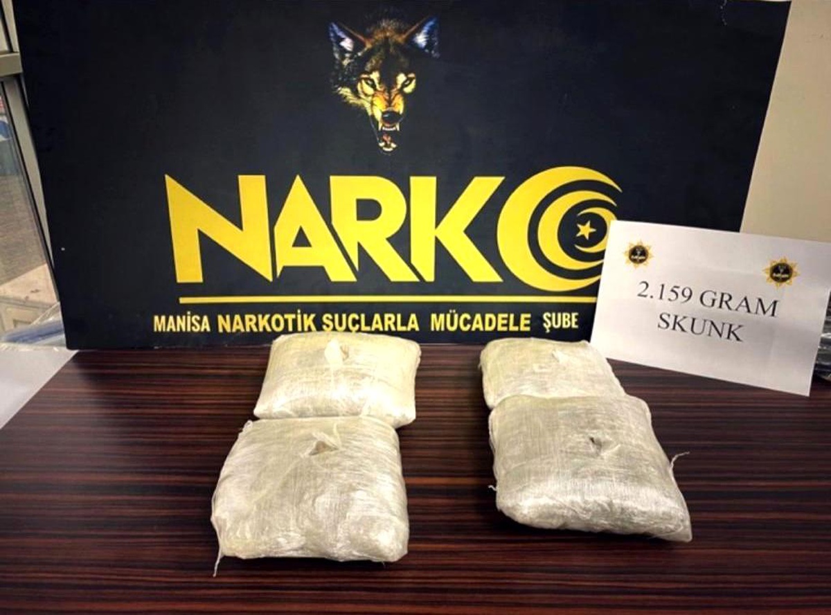Manisa\'da uyuşturucu tacirlerine göz açtırılmadı