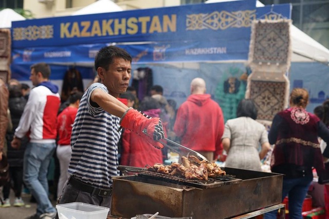 Vietnam'daki Uluslararası Yemek Festivali'nden Kareler