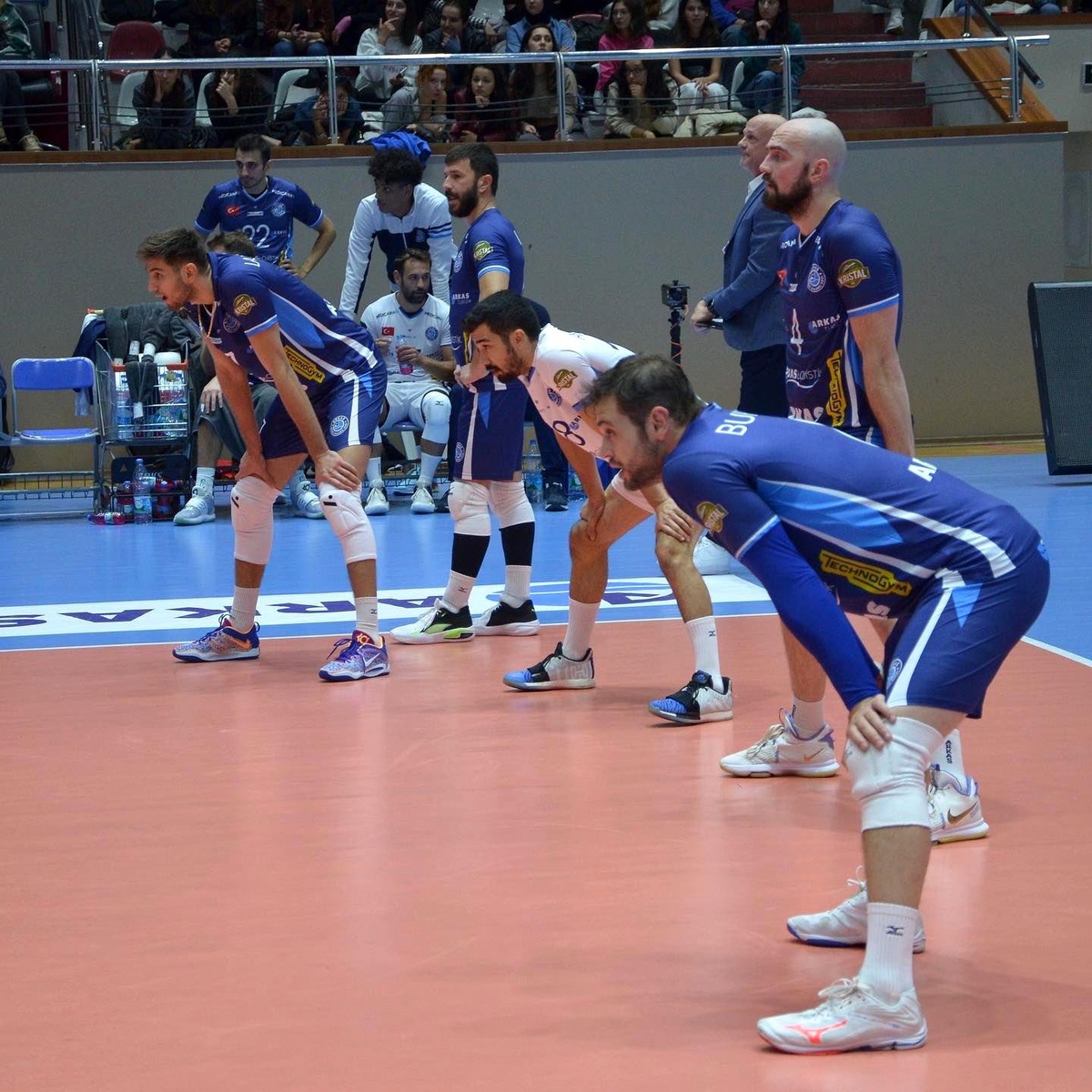 Arkas Spor, Valsa Group\'a konuk oluyor