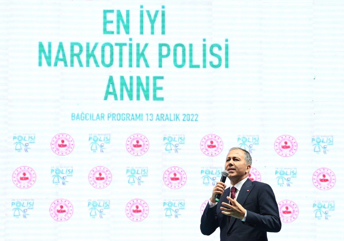 Bağcılar\'da "En İyi Narkotik Polisi Anne" projesi eğitim programı düzenlendi