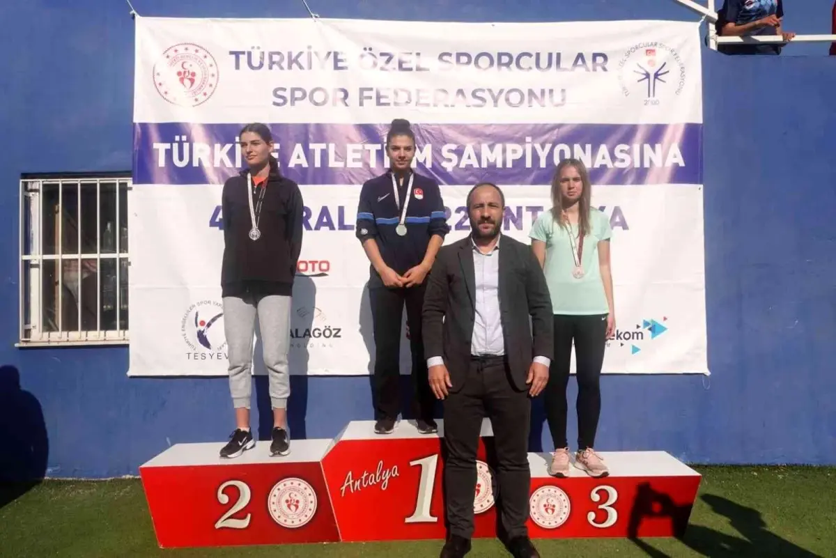 Bilecikli sporcular şampiyonadan eli boş dönmedi