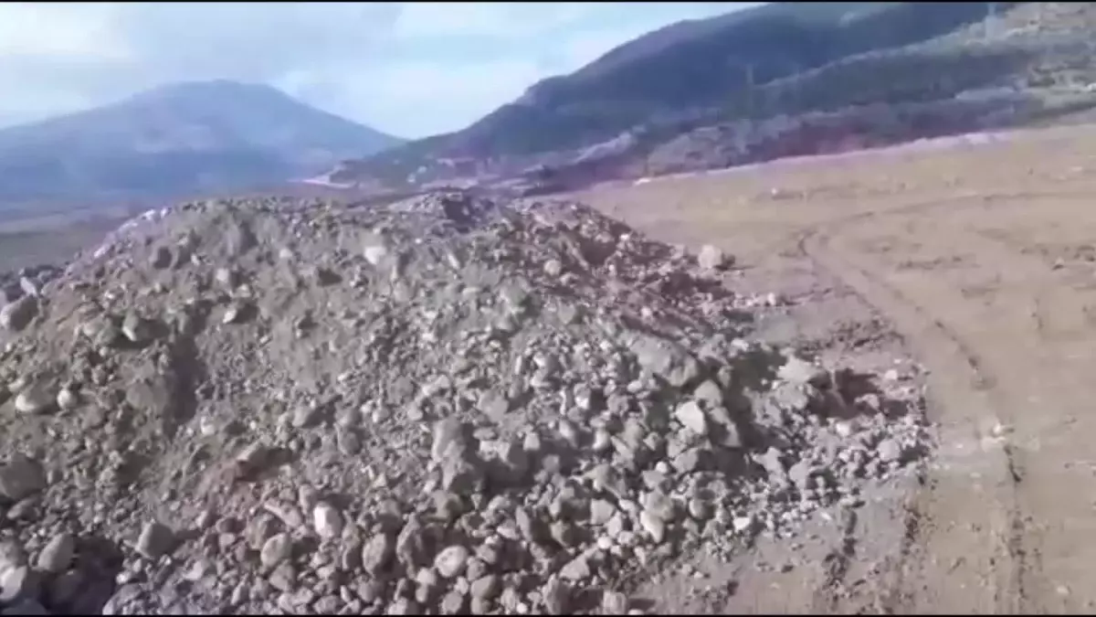 Çambükü'nde Köylülerin, Mera Alanına Yapılacak Organize Sanayi Bölgesine Tepkisi Sürüyor: 'Devlet, Bizi Toprağın Altına Gömdü, Bıraktı'