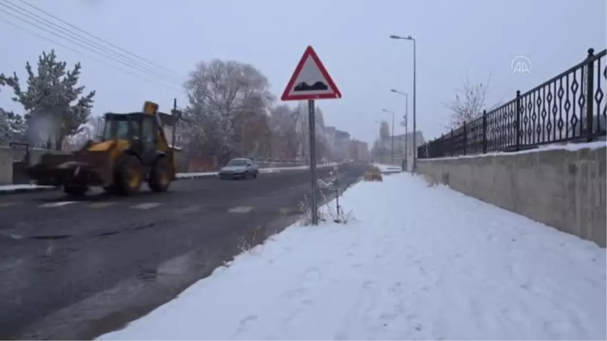Doğu Anadolu'da kar ve soğuk hava etkili oldu