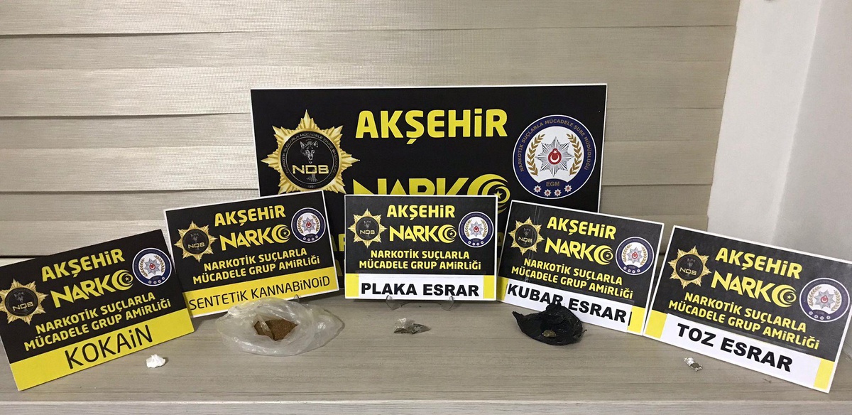 Konya\'da uyuşturucu operasyonunda yakalanan iki şüpheli tutuklandı