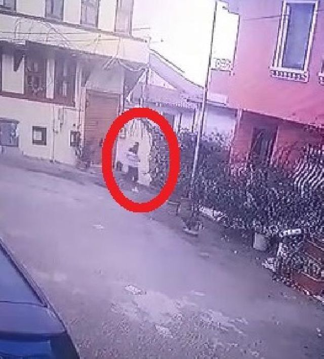 Savcıdan tornavidalı gaspçıyı öldüren Enes için müebbet hapis talebi Savcıdan tornavidalı gaspçıyı öldüren Enes için müebbet hapis talebi