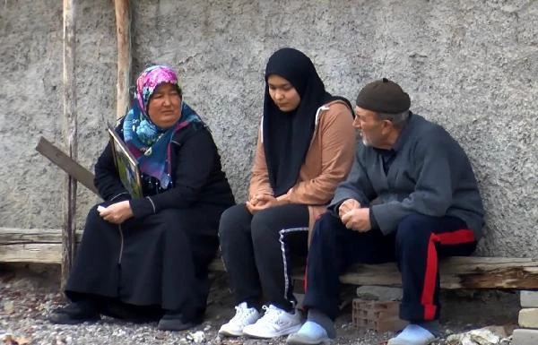 Üniversite hayali için evlenmek istemeyen Şerife'nin ağabeyini öldürdüler