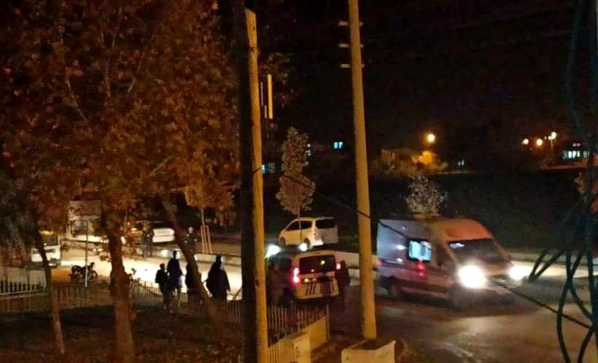 Adres sorduğu şahıs tarafından silahlı saldırıya uğrayan kişi yaralandı