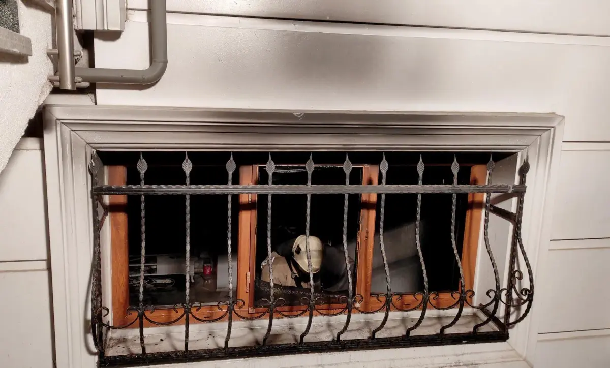 Ataşehir\'de eşiyle tartışan kişi evini ateşe verdi