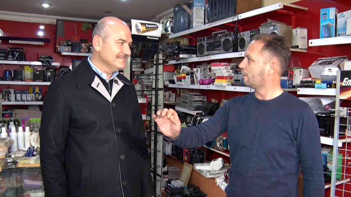 Bakan Soylu\'nun ziyaret ettiği sel mağduru esnaf: "Bu kadar hızlı müdahaleyi yemin ederim görmedim"