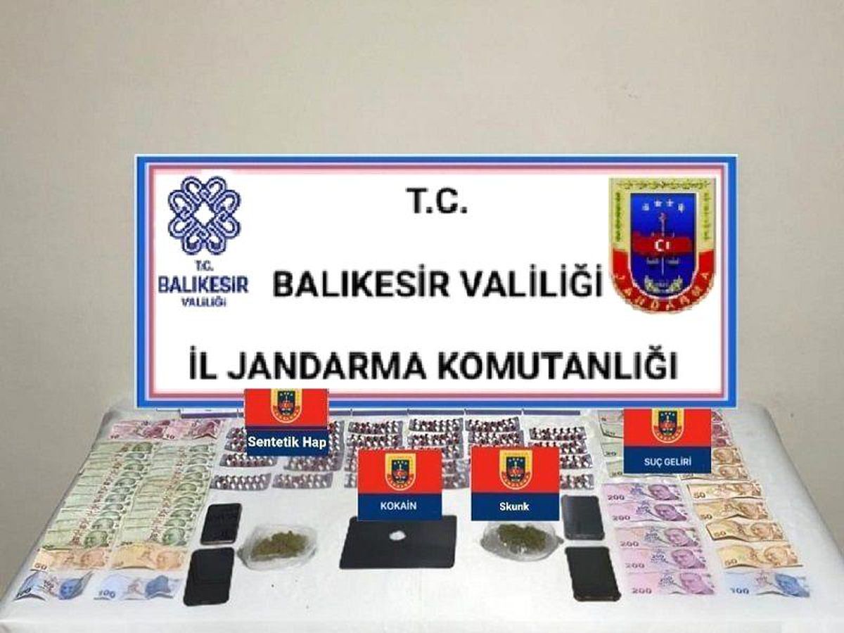 Balıkesir\'de uyuşturucu operasyonunda 3 kişi yakalandı