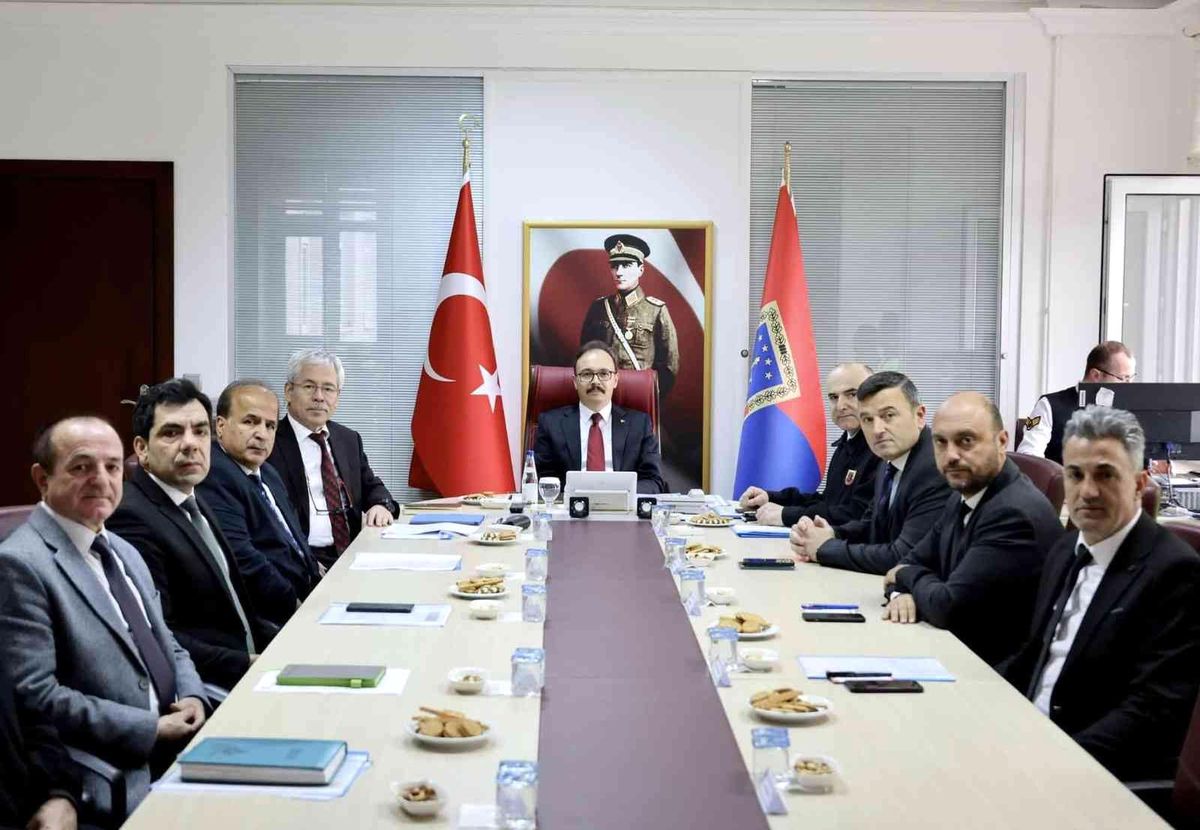 Bilecik\'te \'Önlem Al, Hayatta Kal\' protokolü VKS toplantısı gerçekleştirildi