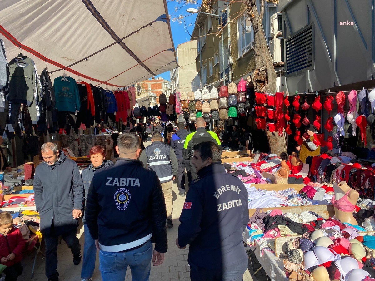 Edremit Zabıtasından Çarşamba Pazarı\'nda Denetim