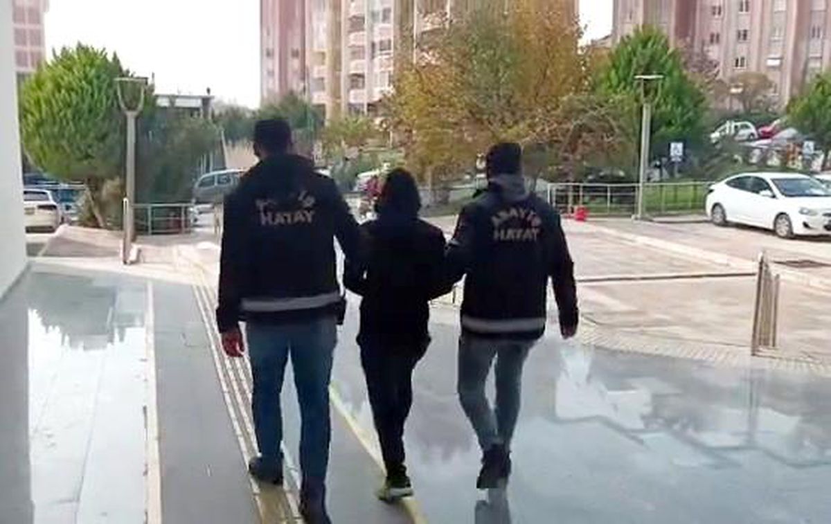 Hatay\'da bir evden hırsızlık yapan şüpheli tutuklandı