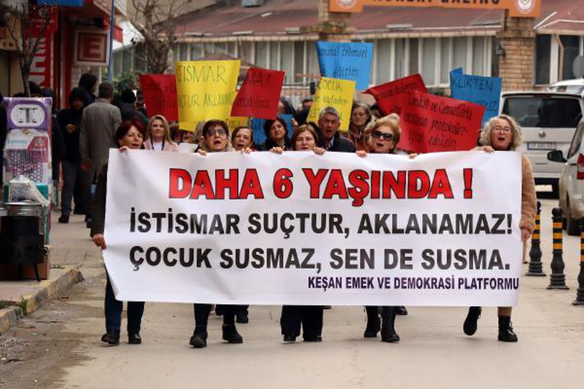 KEŞANLILAR, 'ÇOCUK İSTİSMARI'NA KARŞI YÜRÜDÜ