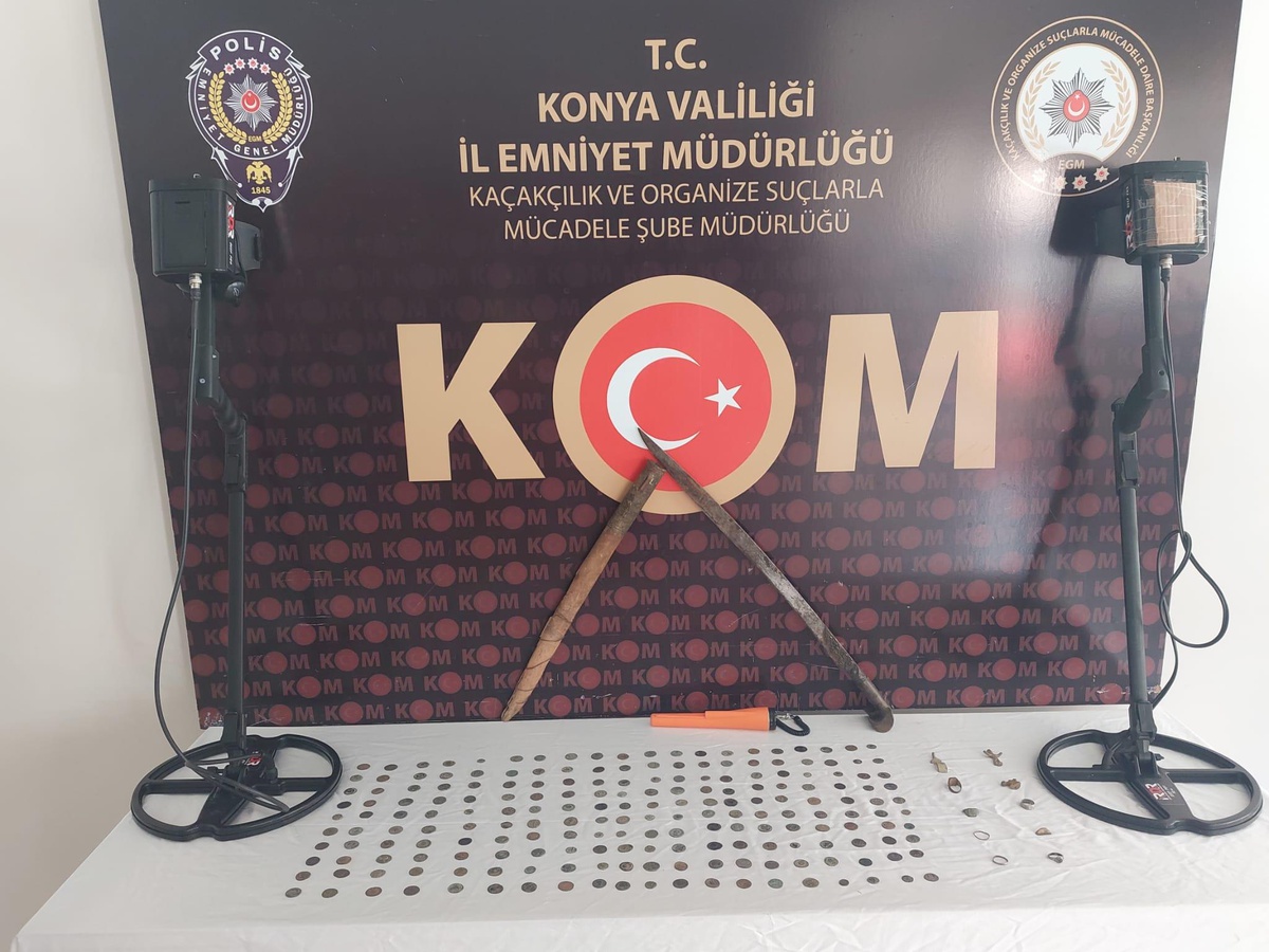 Kocaeli\'de tarihi eser niteliğinde obje ve sikke ele geçirildi