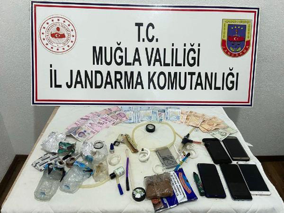 Marmaris\'te otele uyuşturucu baskını: 3 gözaltı