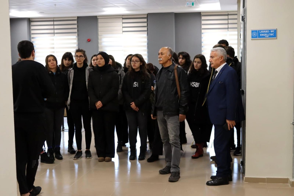 Muğla GSB yurtları lise son sınıf öğrencilerini davet ederek ağırlıyor