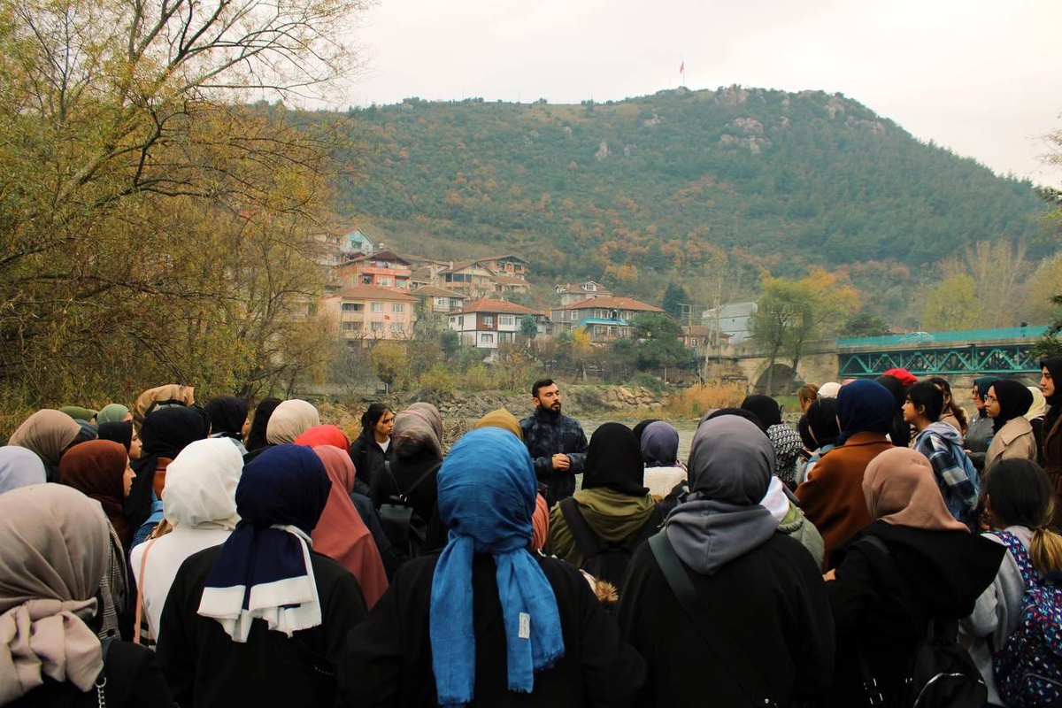 Öğrencilerin gezi rotası şehrin güneyi oldu