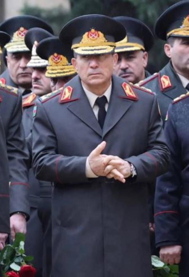 TSK'dayken PKK'ya kan kusturan komutan Azerbaycan ordusuna geçti, üniformasını ilk kez giydi TSK'dayken PKK'ya kan kusturan komutan Azerbaycan ordusuna geçti, üniformasını ilk kez giydi