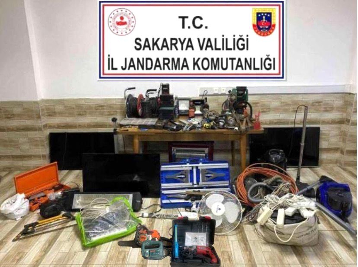 7 farklı mahallede 18 hırsızlık olayı gerçekleştirdiler