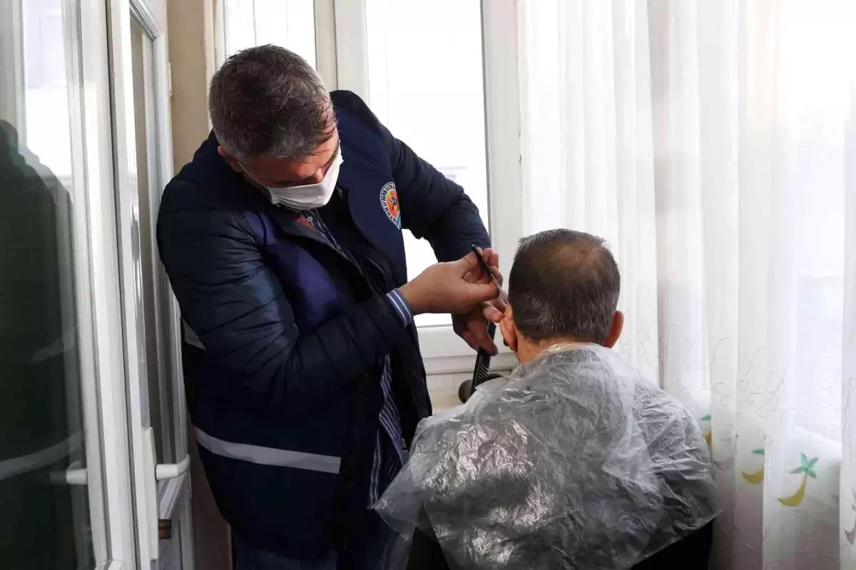 Atakum Belediyesi Evde Destek\'le dayanışmayı büyütüyor