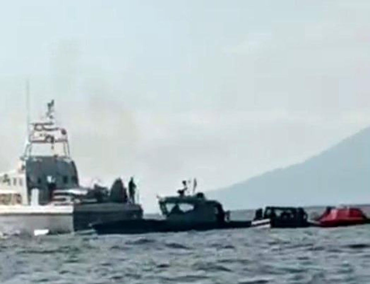Ayvalık\'ta denizde can pazarı