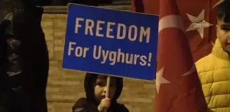 Çin'in Sincan Uygur Özerk Bölgesi politikaları protesto edildi