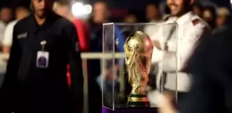 Dünya Kupası Doha'da sergilendi