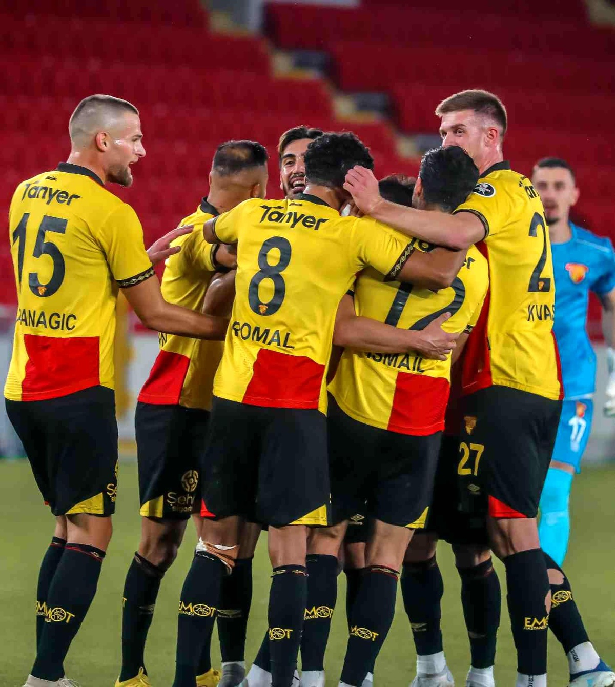 Göztepe, Çaykur Rizespor\'a konuk oluyor