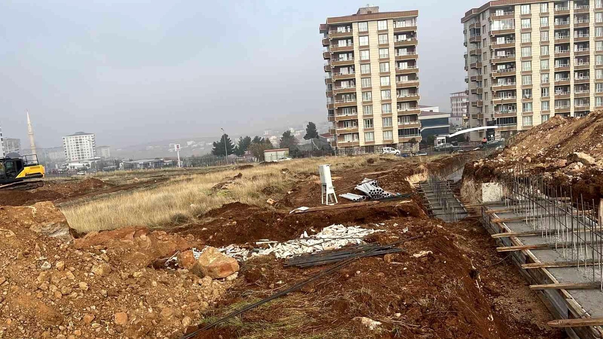 Siirt Belediyesi kente yeni bir spor kompleksi daha kazandırıyor