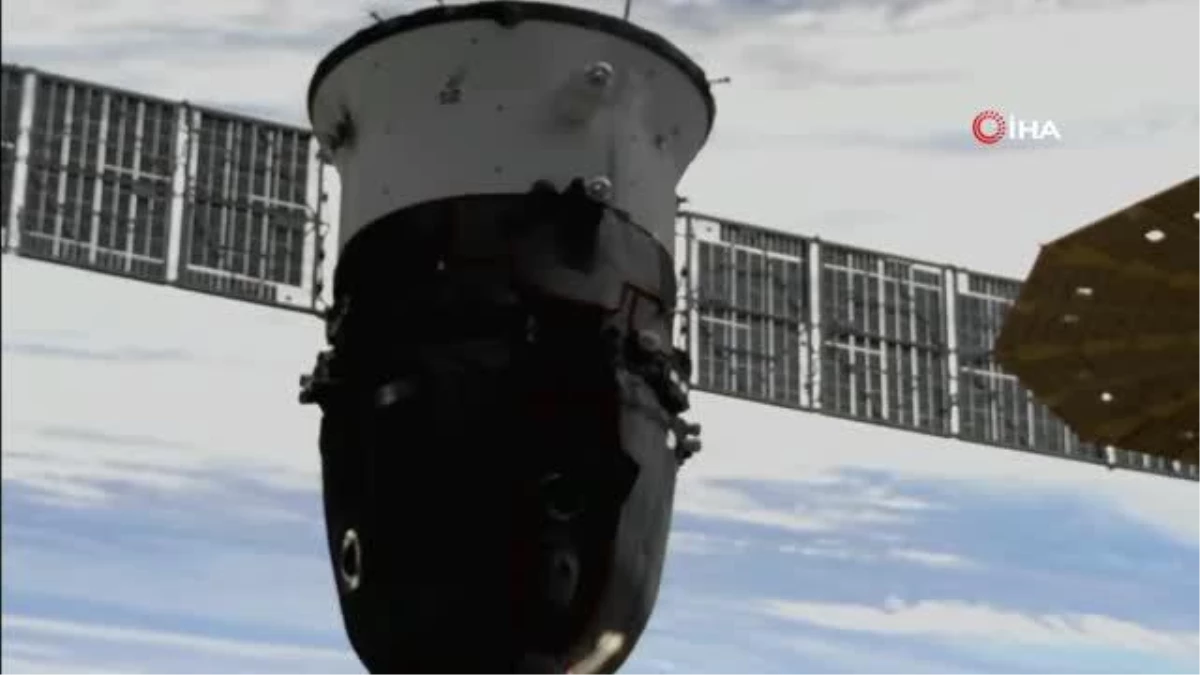 Soyuz MS-22 uzay aracında sızıntıKozmonotların uzay yürüyüşü iptal edildi