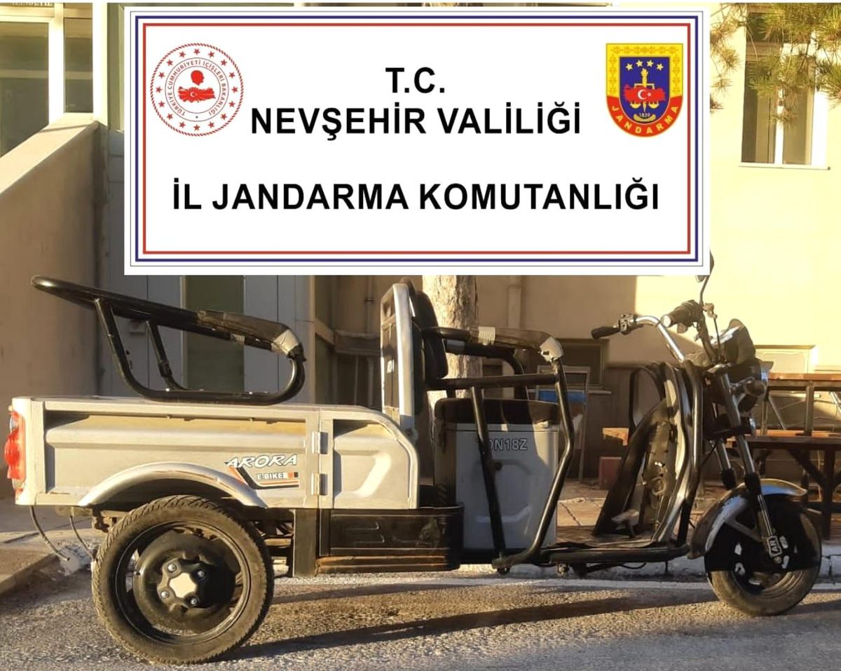 Buğday hırsızları jandarmadan kaçamadı