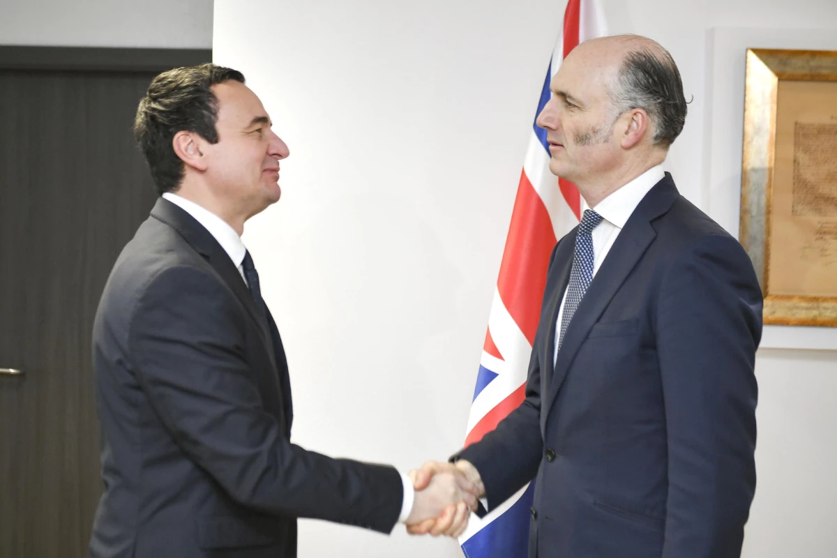 Kosova Başbakanı Kurti, İngiltere\'nin Avrupa\'dan Sorumlu Müsteşarı Docherty ile görüştü