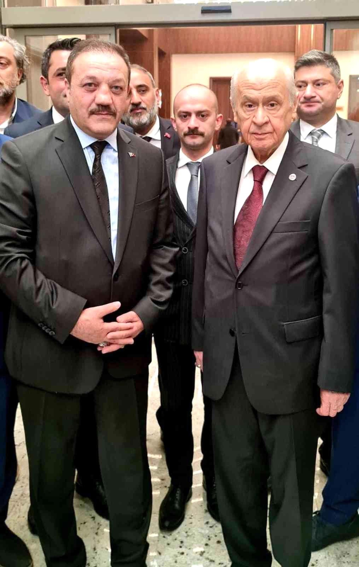 MHP\'li Karataş noktayı koydu
