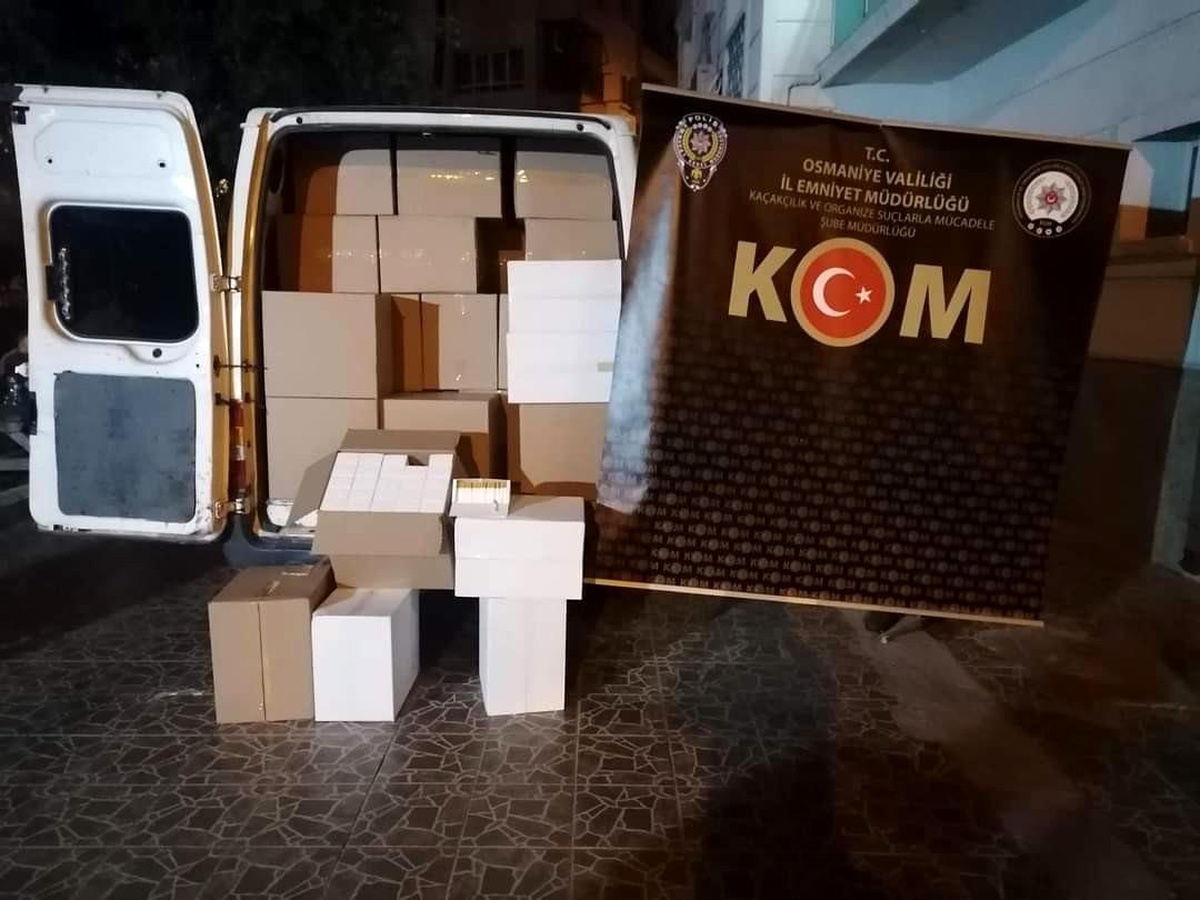 Osmaniye\'de 216 bin 340 makaron ele geçirildi