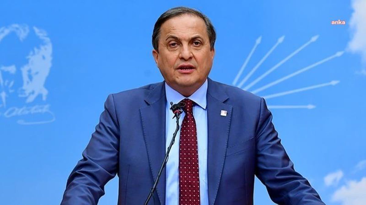 Seyit Torun\'dan Bakan Soylu\'ya: "Saray\'a Vezir Olmak İsterken Her Yaptığınla Rezil Oluyorsun. Tarihte Görülmemiş Bir \'Beceriksiz\' Arıyorsan Aynaya...