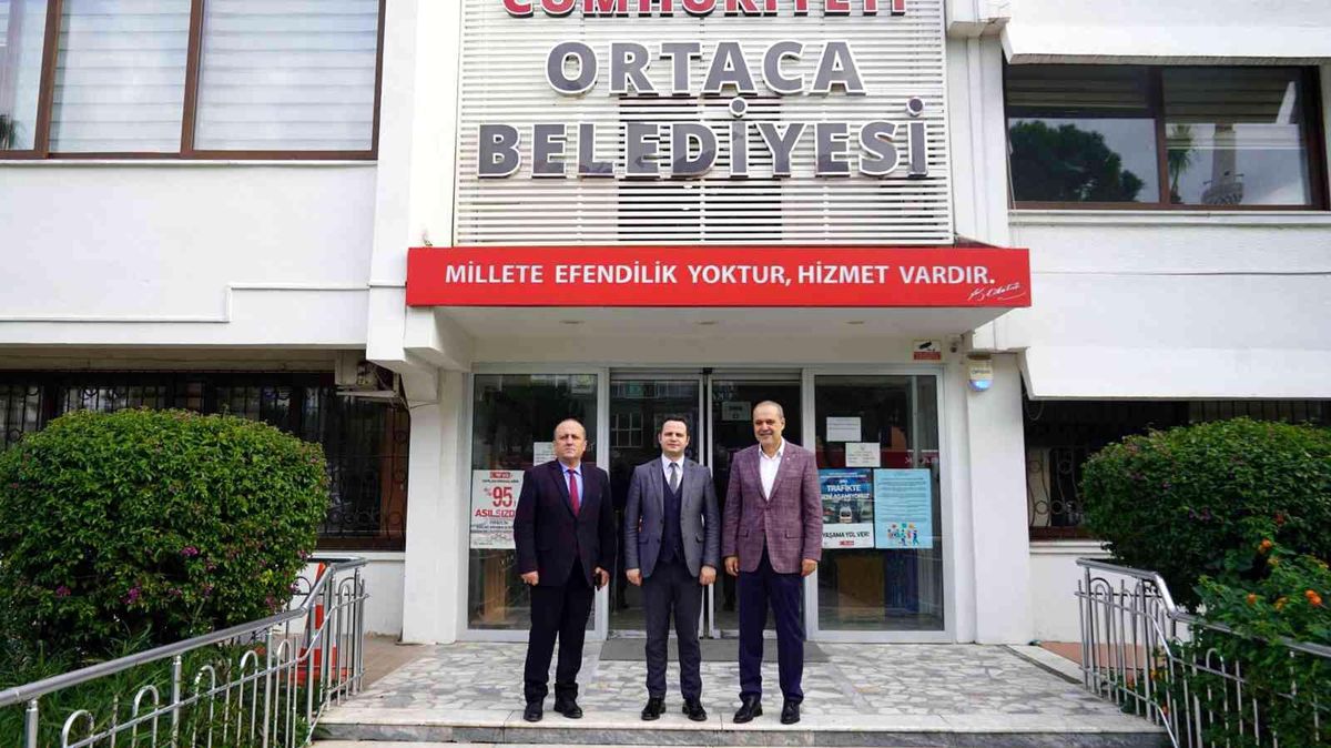 Çay, Uzundemir\'i ziyaret etti