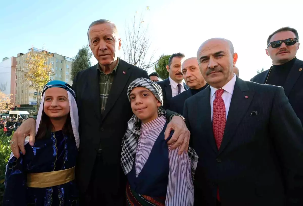 Cumhurbaşkanı Erdoğan, Mardin Valiliğini ziyaret etti